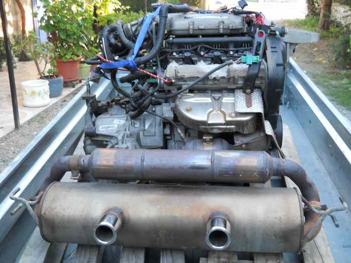 moteur renault clio v6 phase 2 0