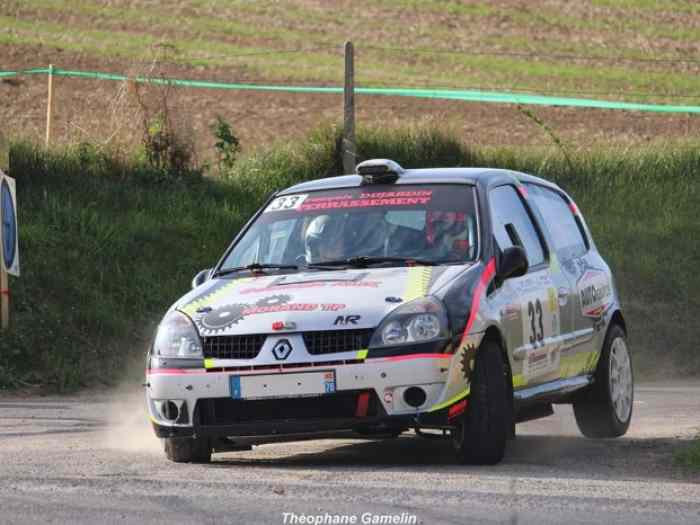 Clio F2000 14 0