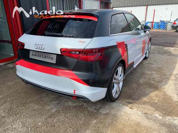 Audi A3 1L8 TFSI quattro s- tronic – photo 3 sur 5