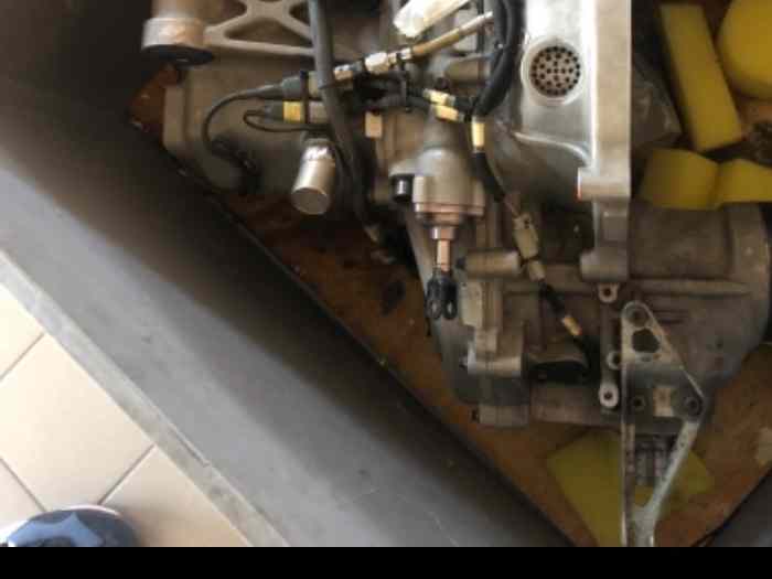 À vendre lot de pièces fiesta r5 Evo 2