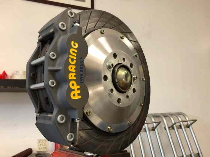 Gros freins bmw m3 e46 6 pistons ap racing / brembo 380mm 0