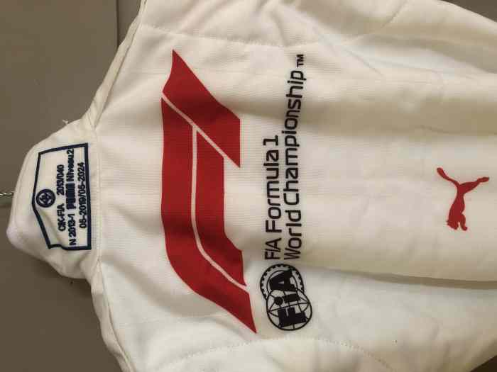Combinaison F1 karting puma FIA world championship castellet 2019 10 ans neuve 0