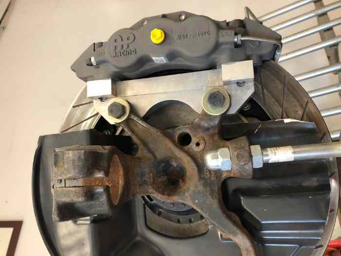 Gros freins bmw m3 e46 6 pistons ap racing / brembo 380mm 1