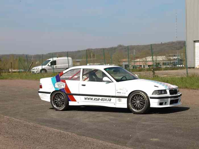 Voiture de drift : BMW M3 E36 - pièces et voitures de course à