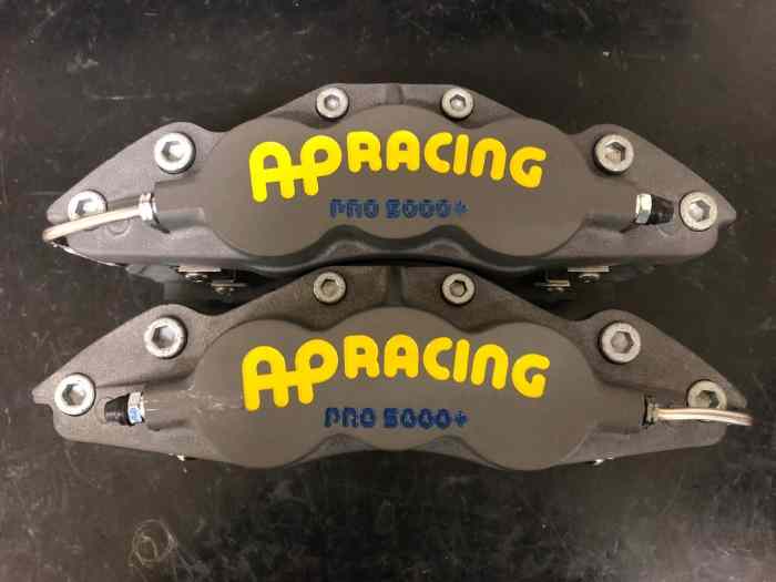 2 étriers AP RACING 6 PISTONS NEUFS POUR DISQUES 350 A 380MM 0