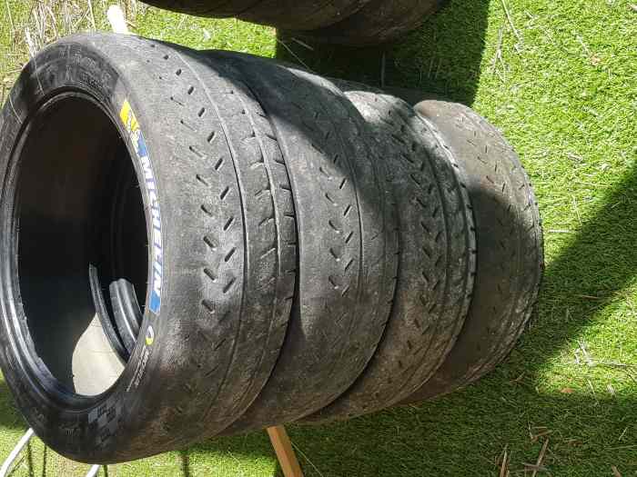 Pneus Michelin 19/63/17