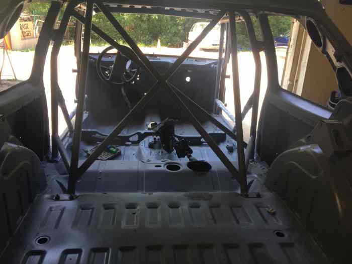 Caisse 309 gti 16 avec carte grise 1