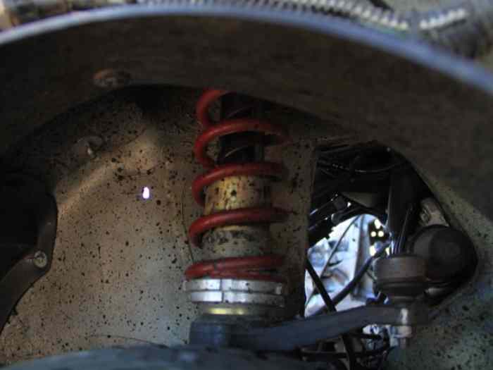 Saxo accidenté F2/13 5