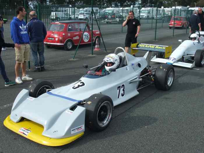 Formule 3 Chevron B38 Toyota 1