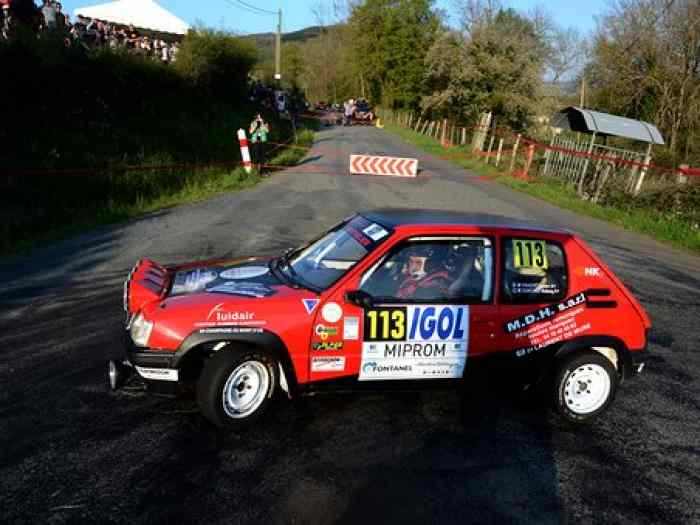 peugeot 205 RALLYE A5.