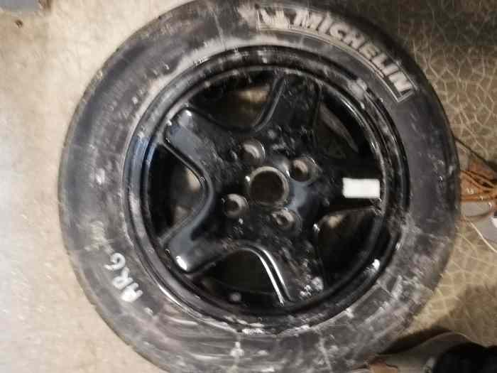 Pneus Michelin TA00 16/57-14 sur jantes 106 xsi 0