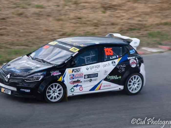 Clio 4 Super 1600 Rallycross 3