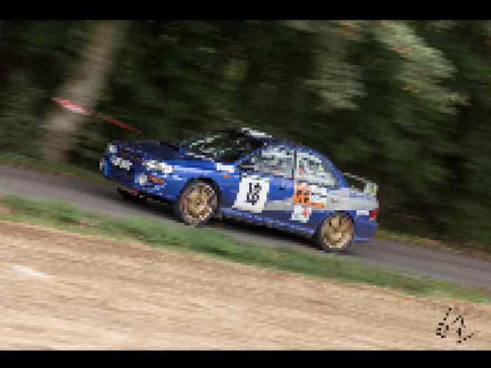 Subaru Impreza GC8 2