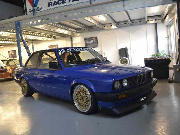 BMW 325 race trackdaycar ready to go. 0