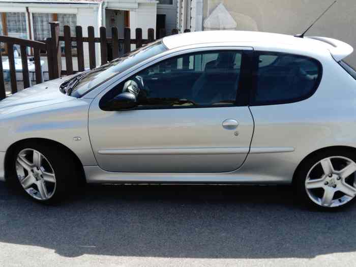 Vends peugeot 206 rc 180 chevaux d