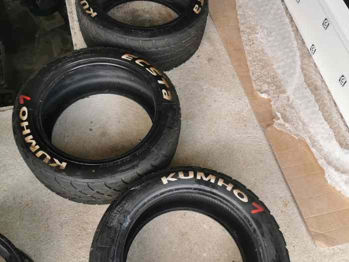 Pneus semi slick en 15p 0