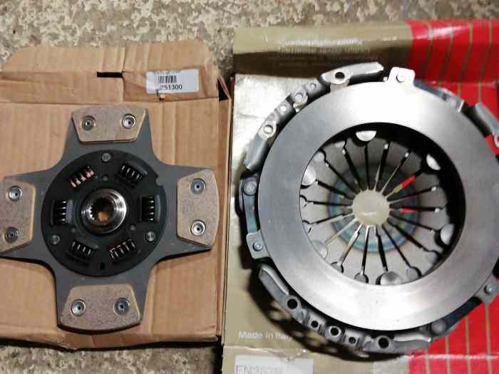 Embrayage neuf saxo vts 106 s16 0