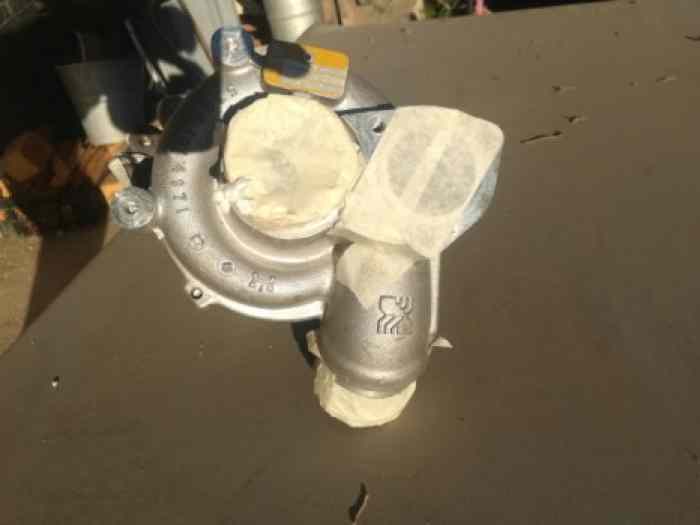 Turbo neuf pour 207 RC... 0