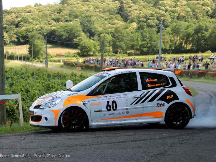 A SAISIR CLIO III RS F2014 – photo 3 sur 6