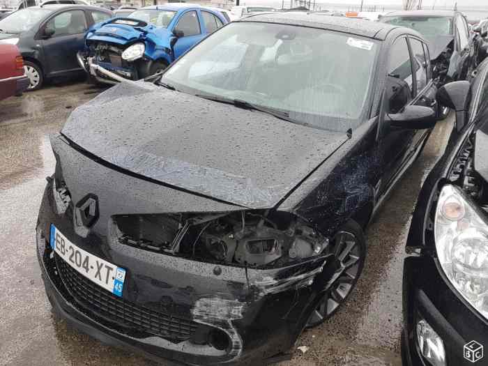 divers pièces megane 2 RS r26/trophy 0