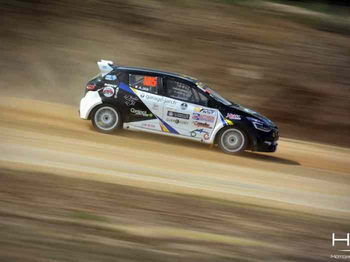 Clio 4 Super 1600 Rallycross 5
