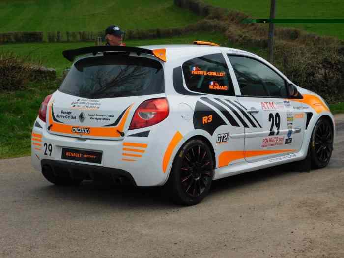 A SAISIR CLIO III RS F2014 – photo 6 sur 6
