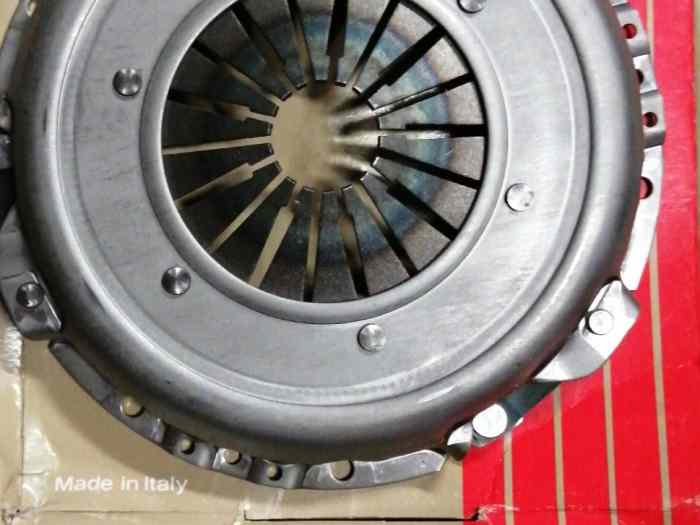 Embrayage neuf saxo vts 106 s16 3