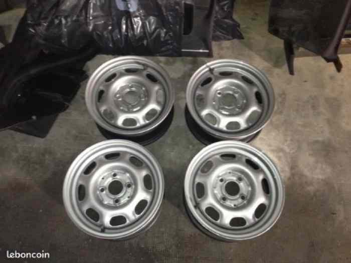 Pneus et jantes origine Golf GTI 1 1