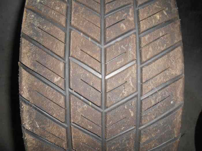 KUMHO 17 pouces TW02 0