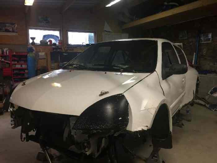 Caisse Clio RS F2000 0
