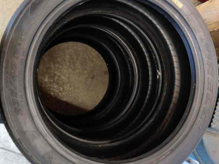 4 Pneus Pirelli RK5A 235/40-18 quasi neuf Livraison possible 2