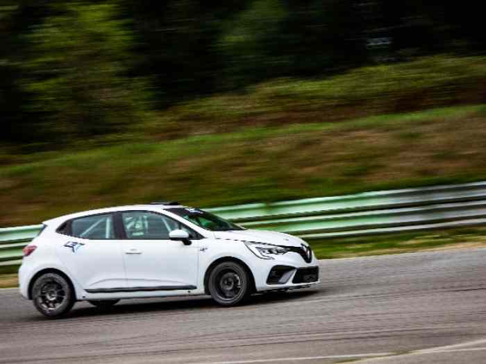 LRT RACING loue nouvelle Clio RC5 Rallye/RX 3