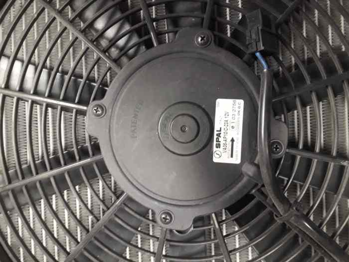 radiateur eau Clio williams + ventilo spal 2