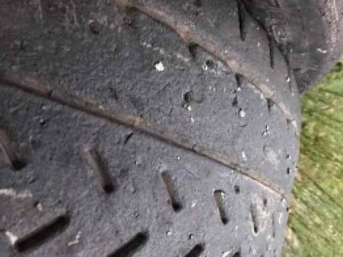 PNEUS MICHELIN - R21 - 25% D