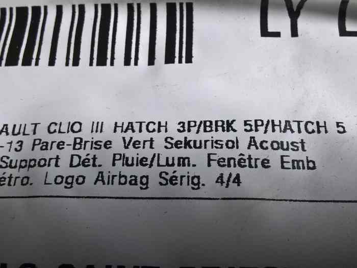 Pare brise Renault Clio 3 Neuf 0