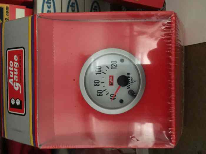 Instruments outils course automobile marque Auto Gauge 3