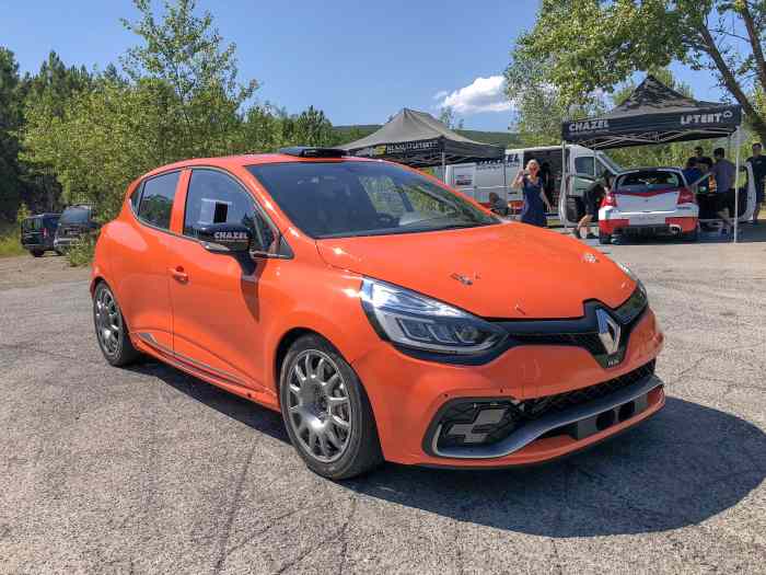 Renault Clio R3T - pièces et voitures de course à vendre, de rallye et ...