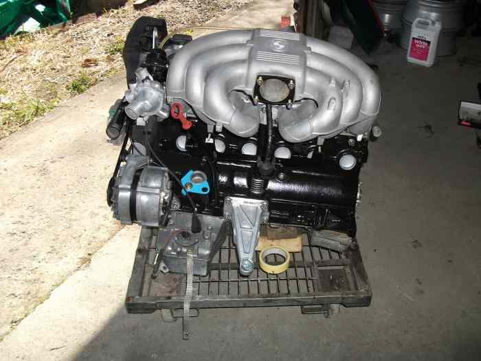bmw 325i e30 moteur complet 1