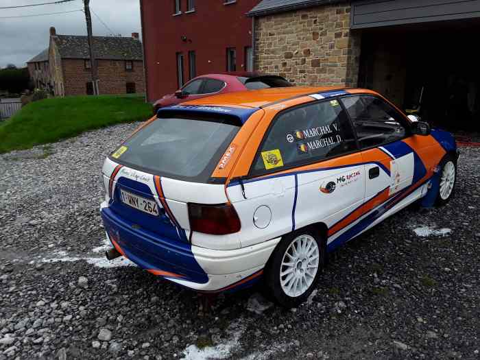 Opel Astra gsi rallye 1
