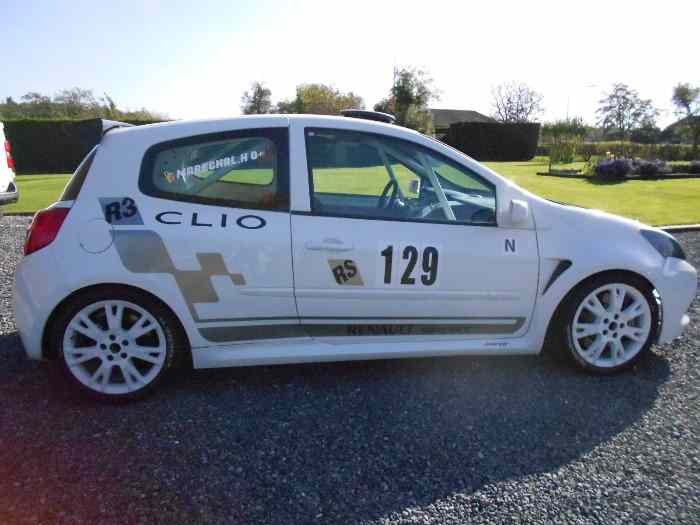 renault clio cup 0