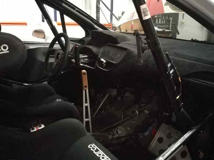 Peugeot 208 r2 kit asfalthe , terre 5