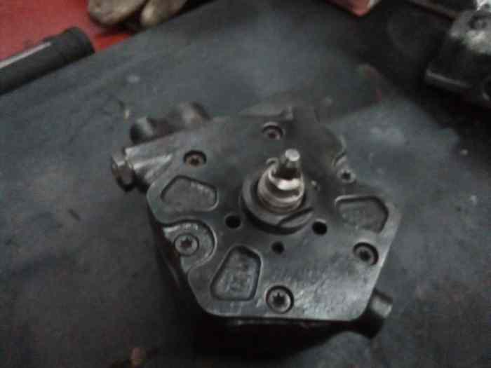 Lot pièces injection BMW E21 323i KJetronic 5