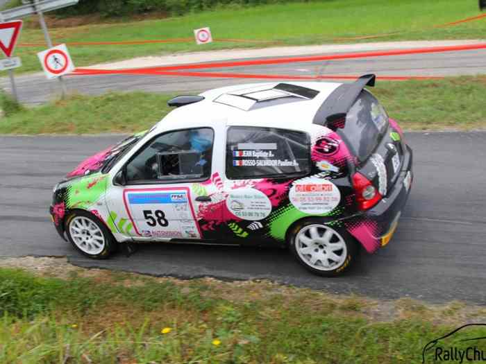 Clio TOP F2/13 198 cv – photo 2 sur 4