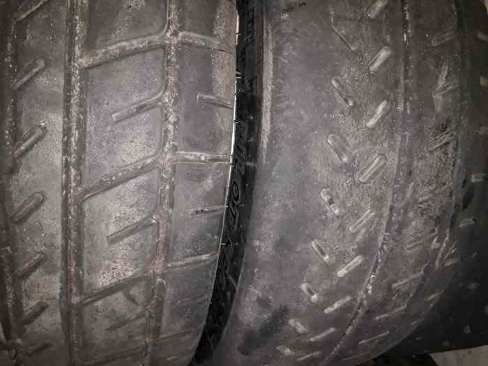 Pneus en 18 Michelin et hankook ! 0