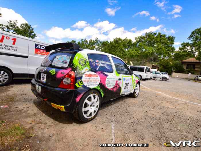 Clio TOP F2/13 198 cv – photo 4 sur 4