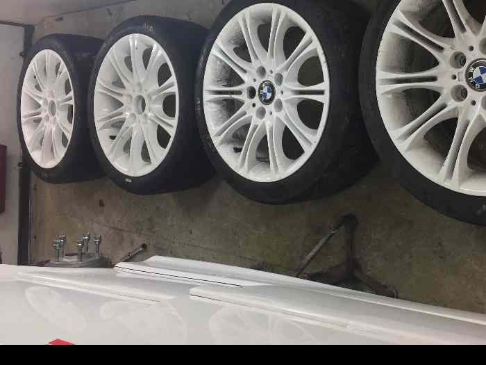 4  jantes bmw 5 trous 18 pouces 0