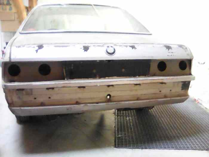 BMW 635 CSI A TERMINER PROJET RESTAURATION ET VHC GR1 OU GR2 – photo 4 sur 6