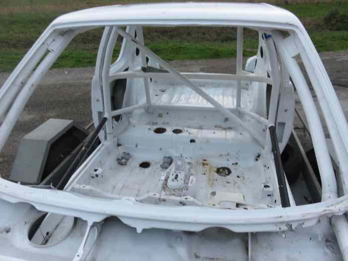 Caisse 205 Rallye Groupe A complète !!! 2