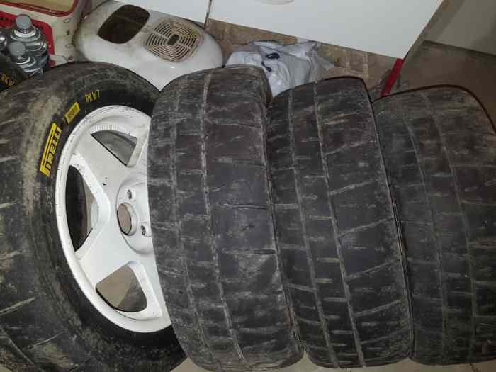 Pneu pirelli 15pouces neuf 2