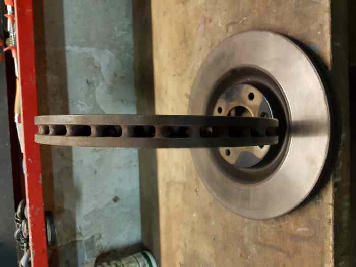 Disque frein Peugeot Citroën 2